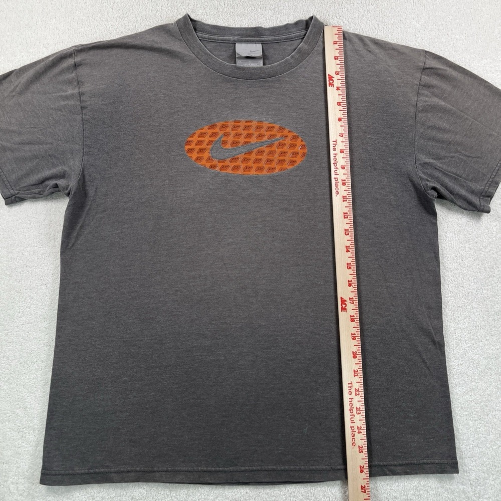 Vintage 2001 Nike Center Swoosh Tshirt - Paper Thin Sundfaded Gray Men's M y2k - Picture 8 of 9